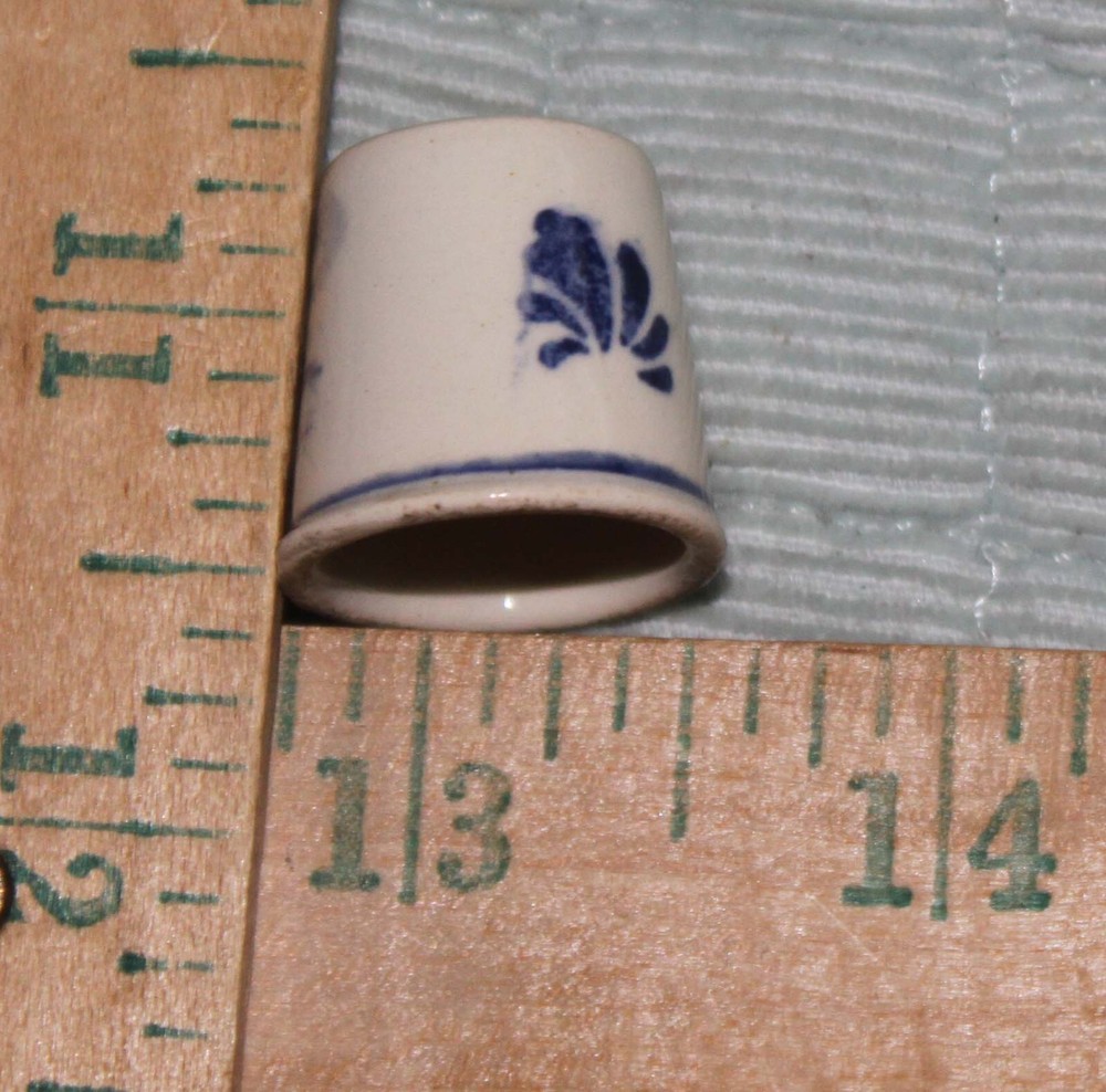 Windmill Blue & White Holland Ceramic Thimble Fast Shipping