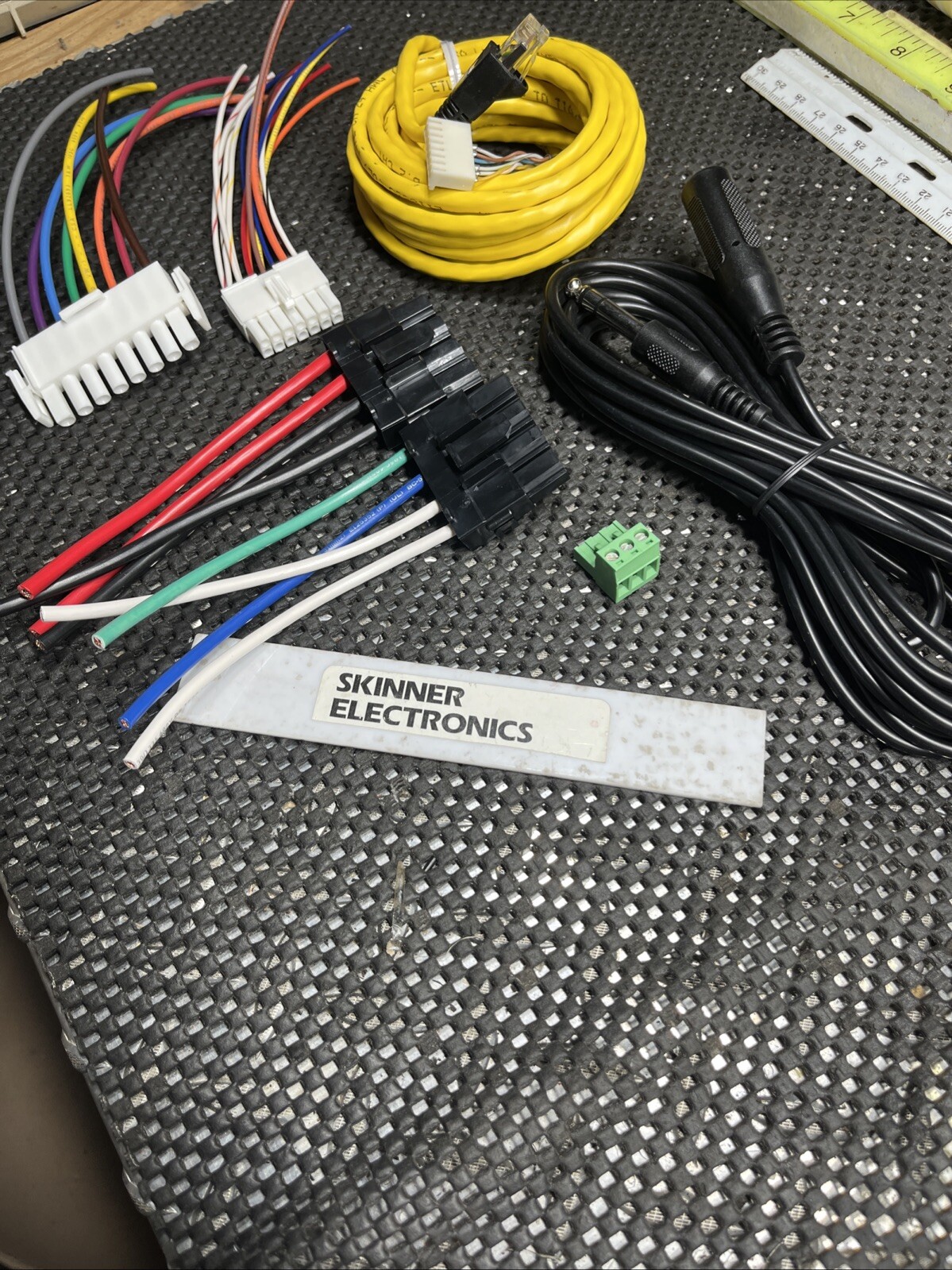 Whelen Sapphire Cable Set