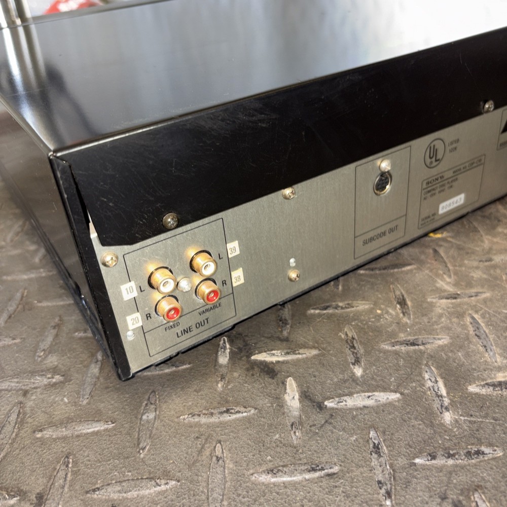 Sony CDP-C10 10 Disc CD Changer Player - DOESN'T EJECT