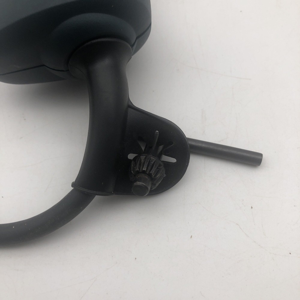 Black & Decker 3/8" Variable Speed Drill 4-amp DR200 with 13 High Drill Bits NOS