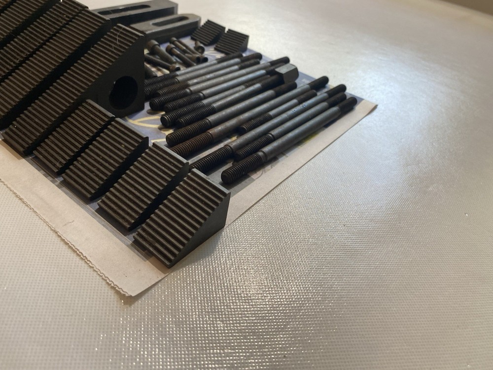 Steel Serrated Triangle Step Block Machinist Tools 5 Sizes + 14 Double End Studs