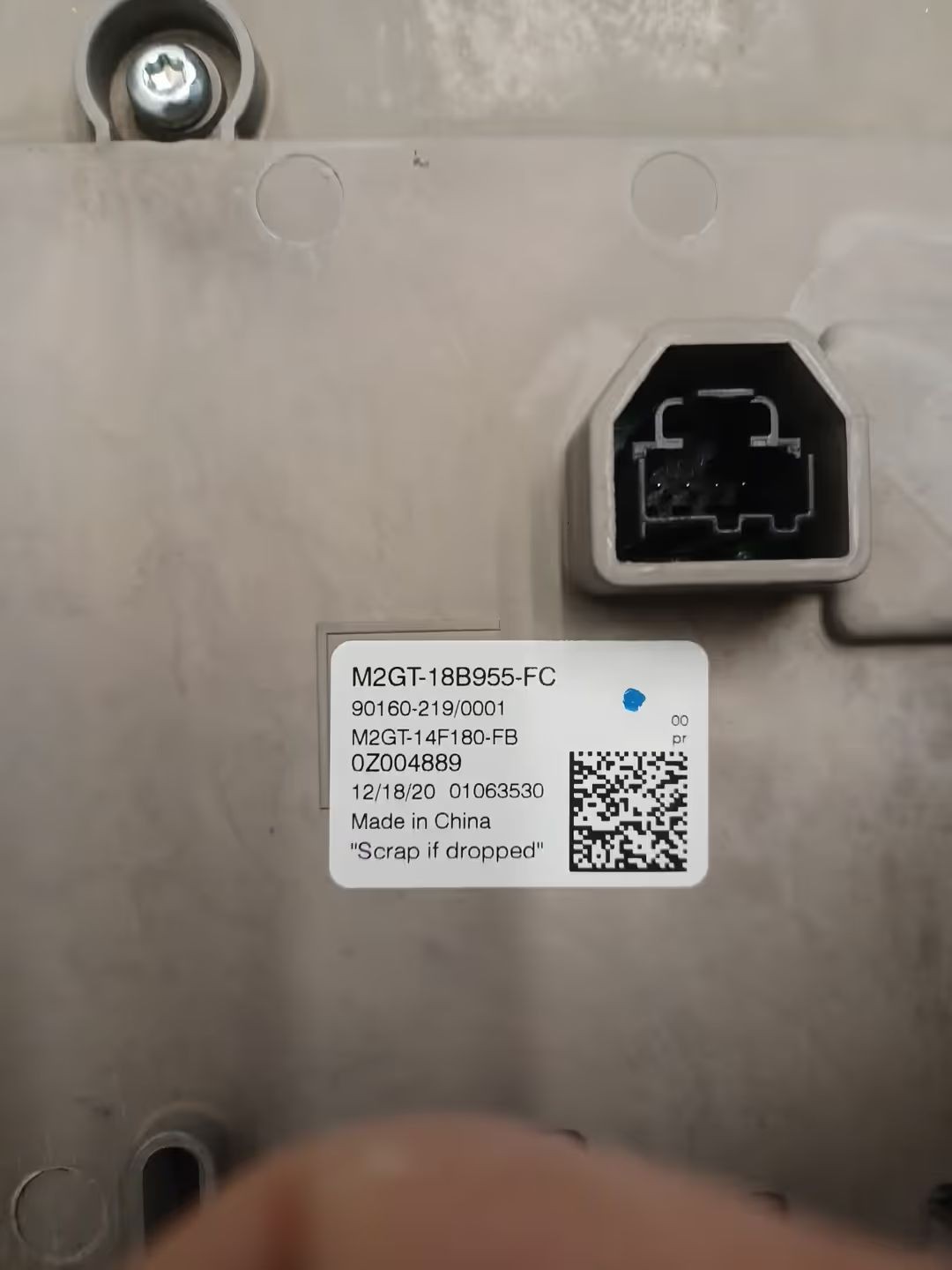 Info-GPS-TV Screen Front Center Dash Mounted Fits 21-24 EDGE 3147150