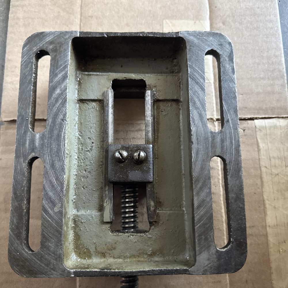 Milling / Grinding Machine 4” Vise