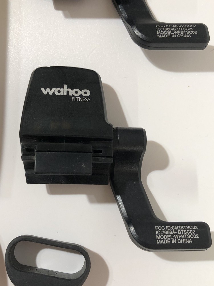 Wahoo Blue SC Speed/Cadence Sensor BT/ANT+ Compatible