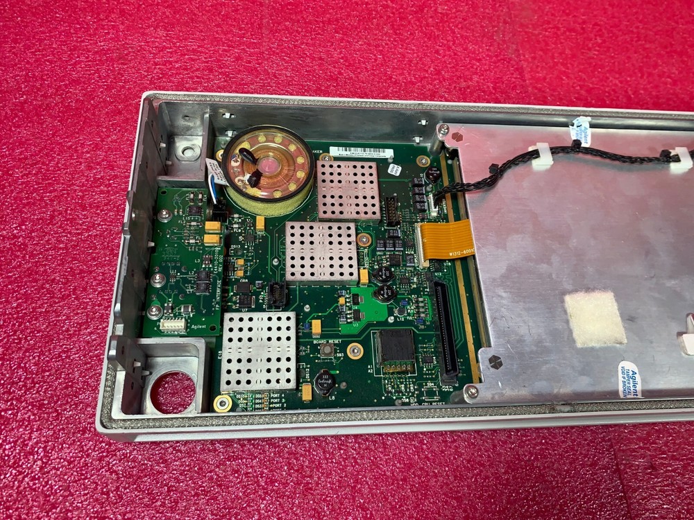 Keysight N8300A Wireless Networking Test Set ''Panel only'' E4410-63113