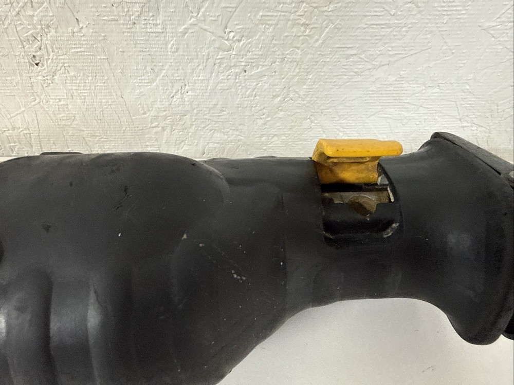 DeWalt DC385 18V Type 2 Variable Speed Reciprocating Saw Bare Tool ONLY Tested