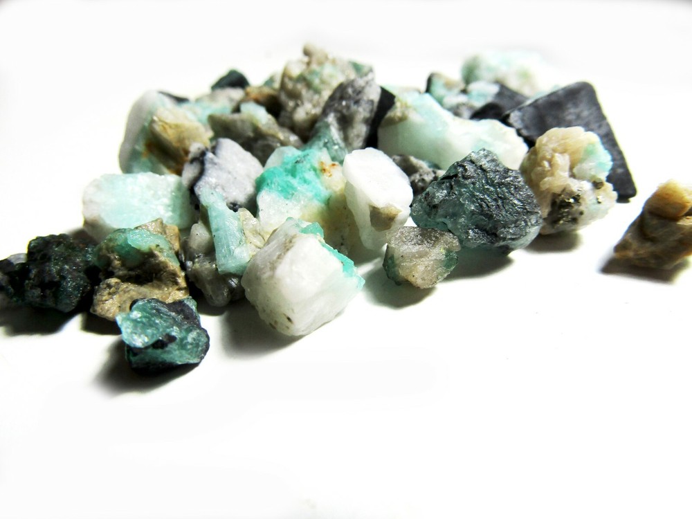 Raw Emerald Stone (1) in its Matrix
