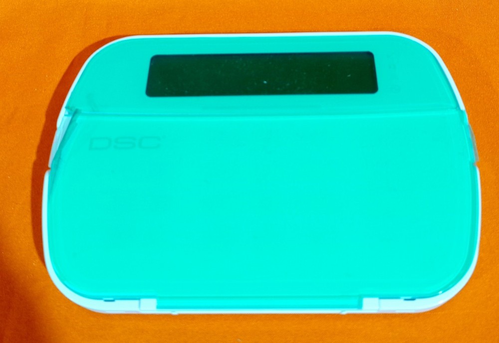 DSC PowerSeries Neo Hardwired Keypad