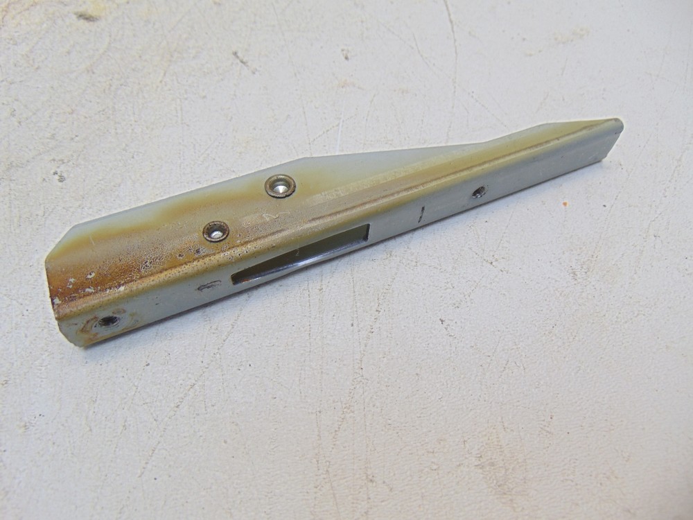 Frigidaire Electric Range BGEF3032KBB Hinge