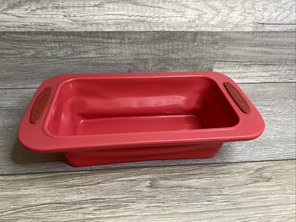 Technique Red Silicone Collapsible Loaf Pan Rectangular Bread Meatloaf Baker