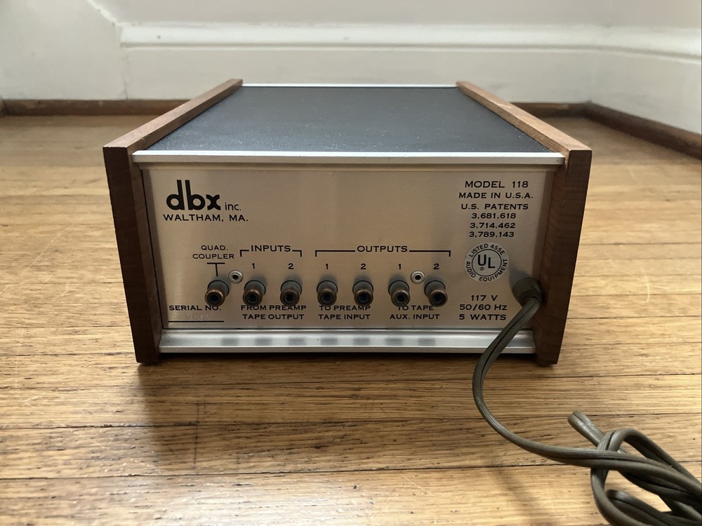 DBX 118 Dynamic Range Enhancer Linear Expander Compressor Peak Unlimiter