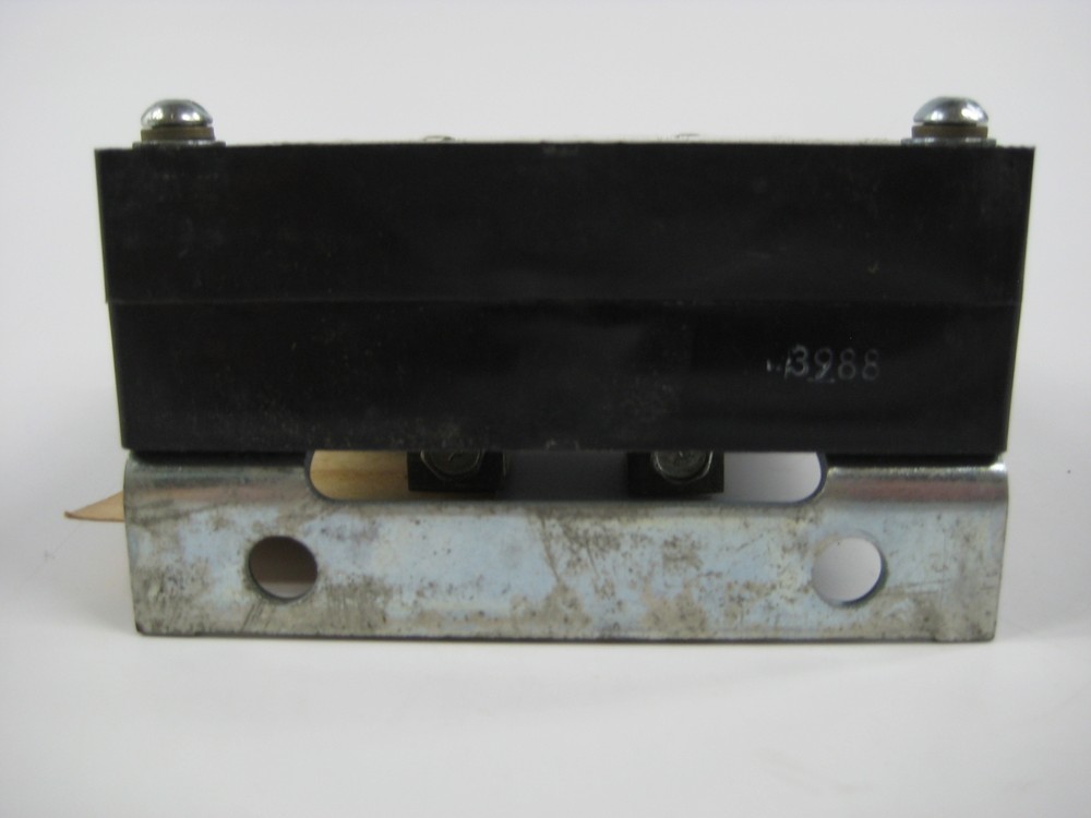 CUTLER HAMMER D60LT3 SER.A2 CURRENT TRANSFORMER UNMP