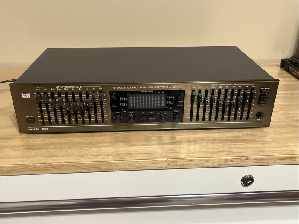 BSR EQ 3000 Stereo Frequency Equalizer Spectrum Analyzer Great Condition Tested