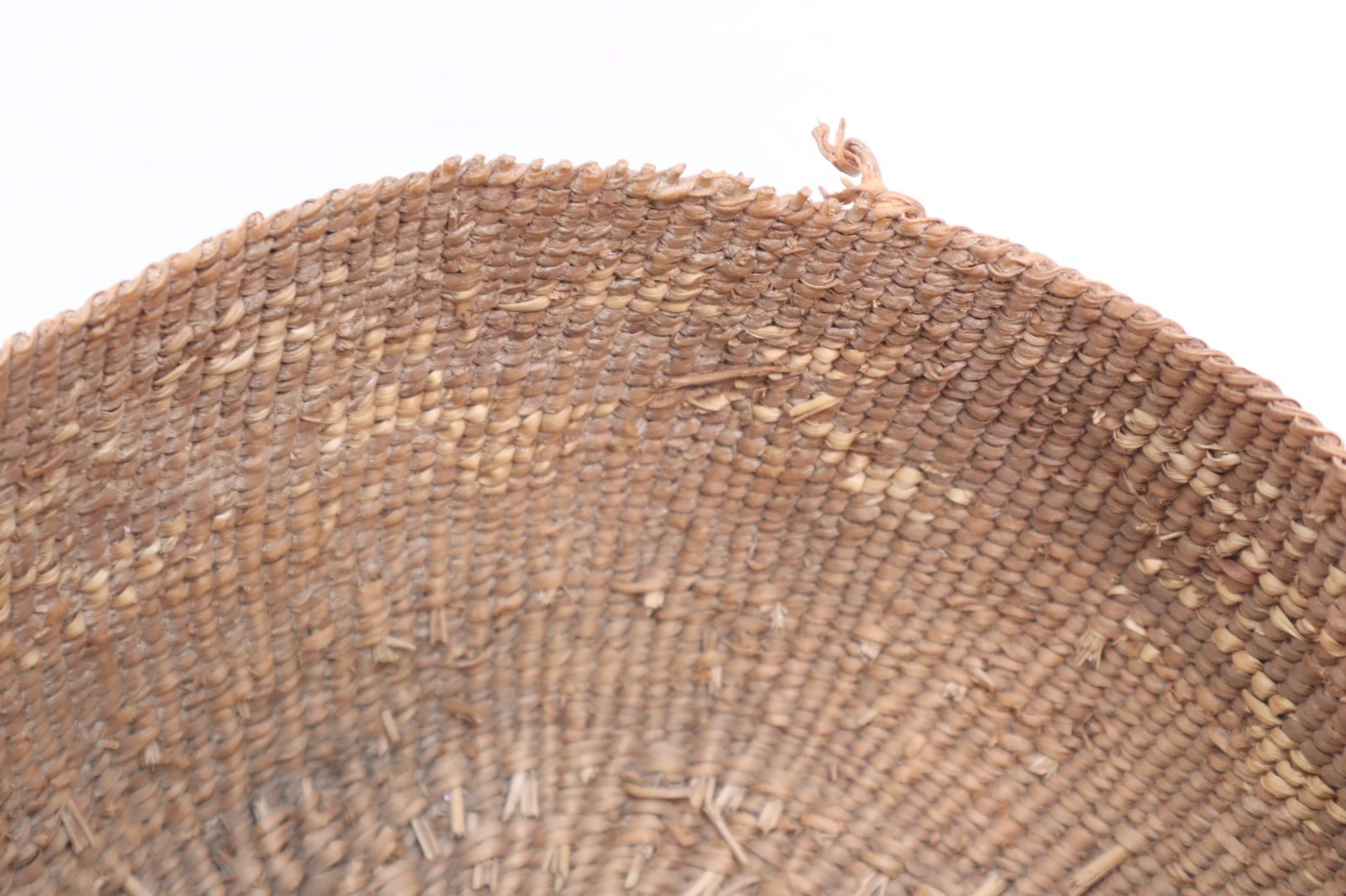 ATQ Hupa / Yurok / Karuk Woven Basket 7.5" Northern California Native American