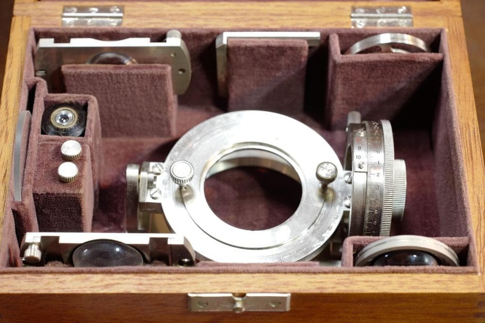 microscope antique vintage collectible Accessory Leitz Universal Stage UT2