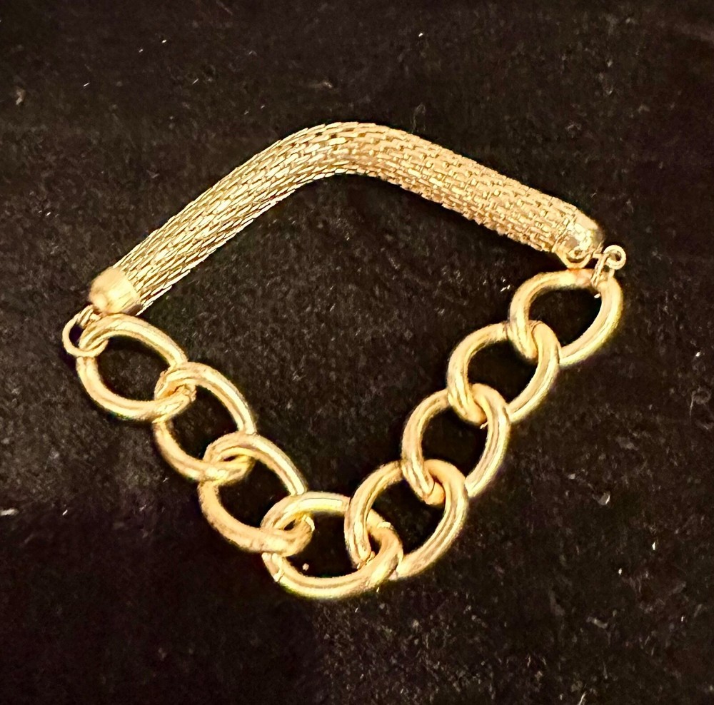 2 Fashion Bangles - Adjustable Stretch - EUC