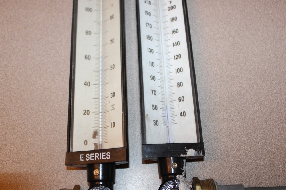 6 Trerice and Wexler Angle Thermometers