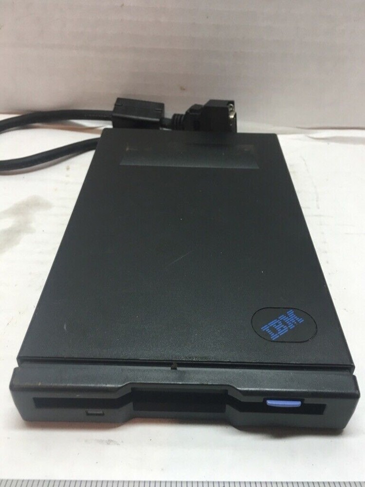 IBM 46H5748 EXTERNAL FLOPPY DISK DRIVE