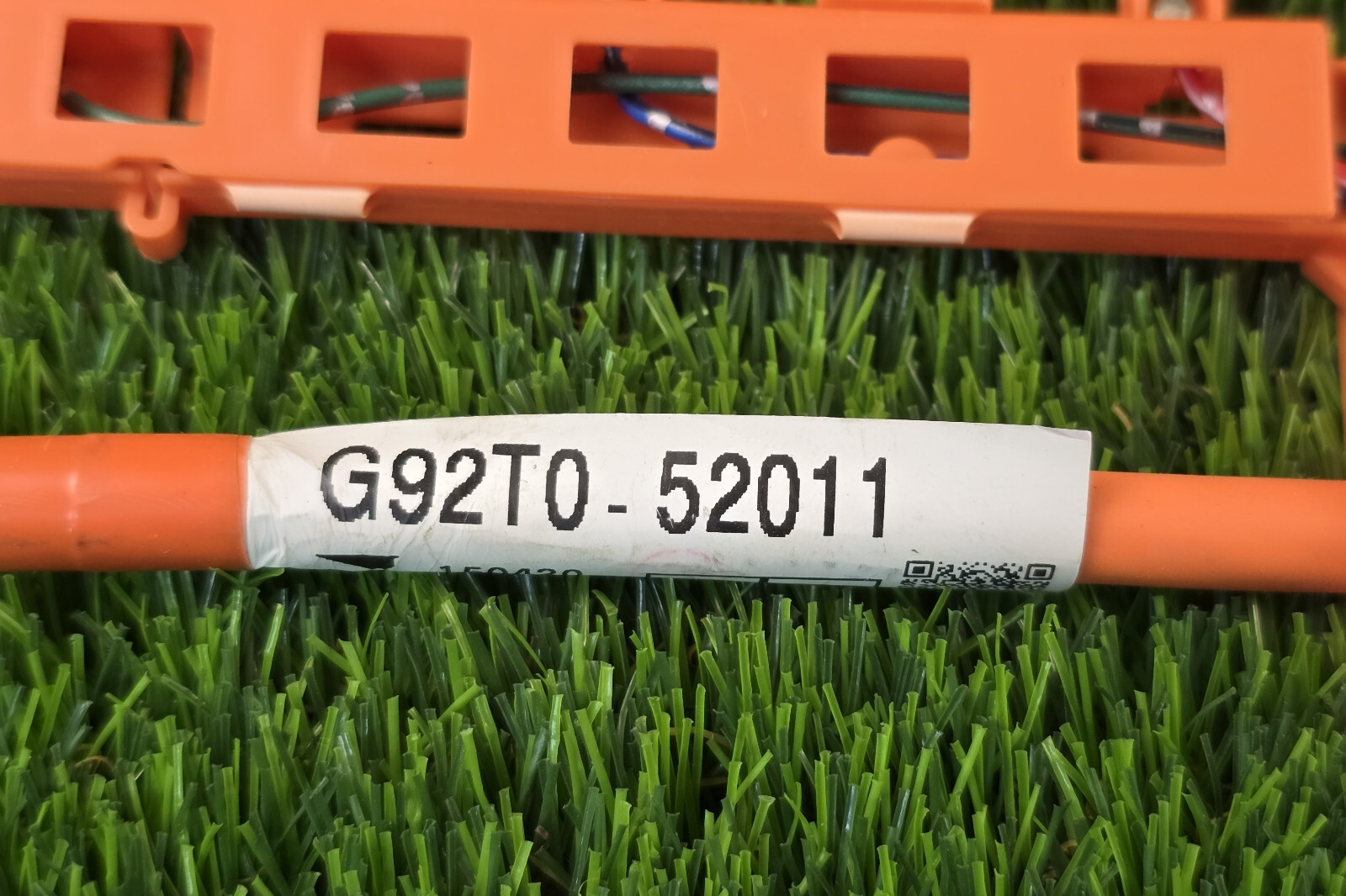 Toyota Prius C 2012-2017 Hybrid Battery Voltage sensor 89892-52011 with wire OEM