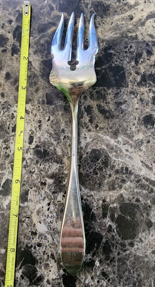 1847 ROGERS ANTIQUE c1895! VISTA PATTERN SILVERPLATED MEAT SERVING FORK 🥩