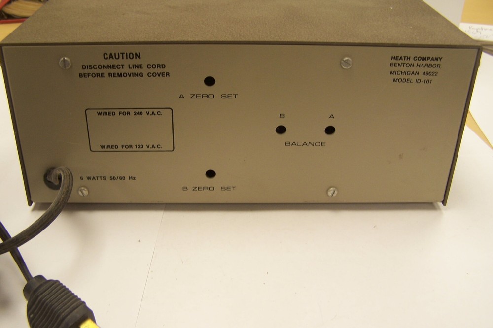 Vintage Heathkit Model ID-101 Electronic Switch for oscilloscope Powers Up.