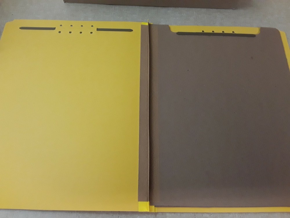 Universal Classification Folders 10 Ct. Letter Size