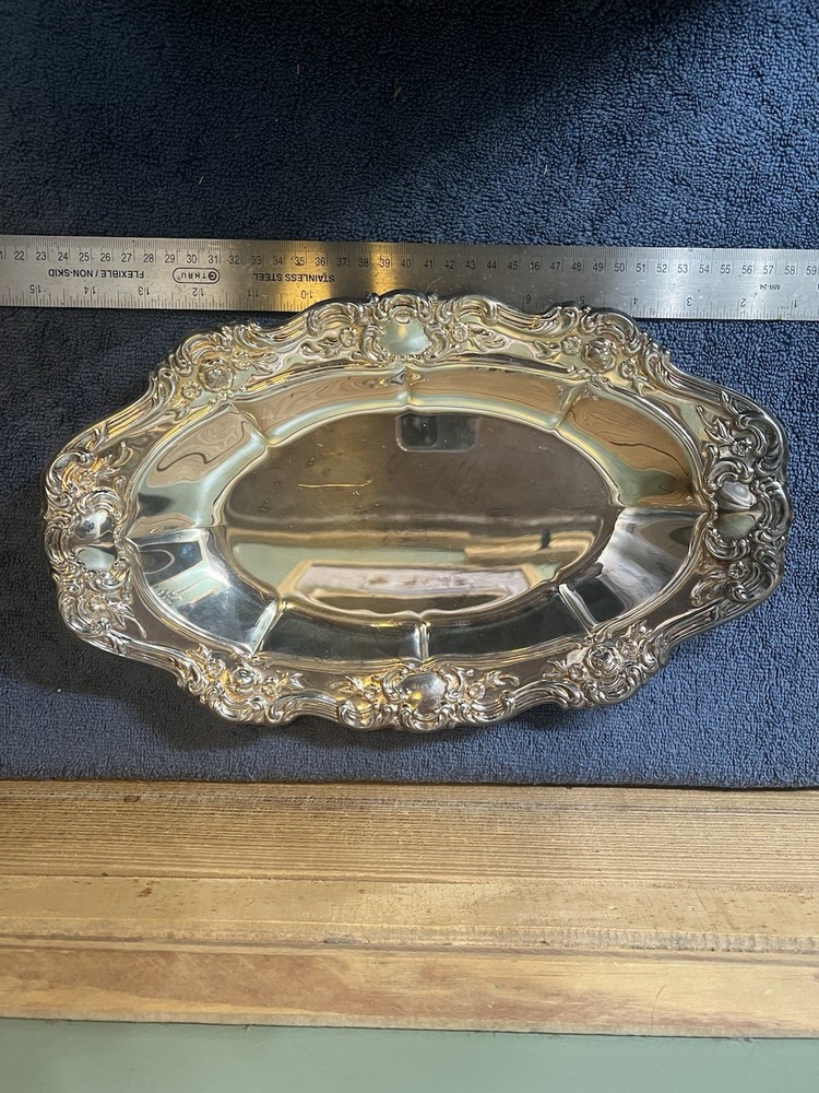 VINTAGE TOWLE SILVER OVAL SERVING TRAY ROSEBUD & SCROLLWORK