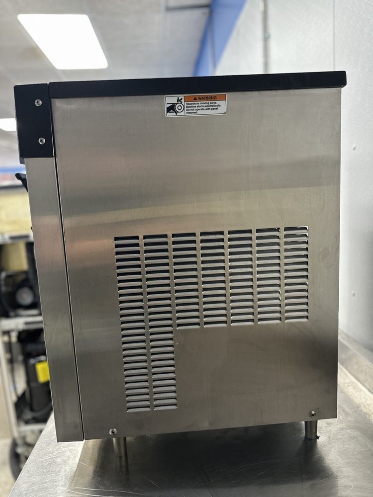 Electro Freeze CS4 – 2010 Soft Serve Machine