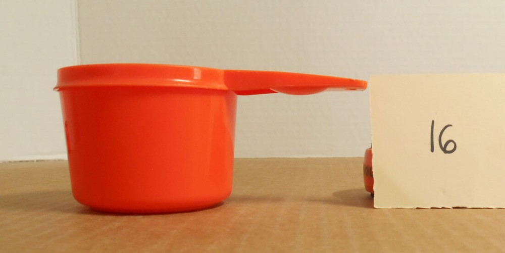 Tupperware Orange Measuring Cup 3/4 cup #762 C16
