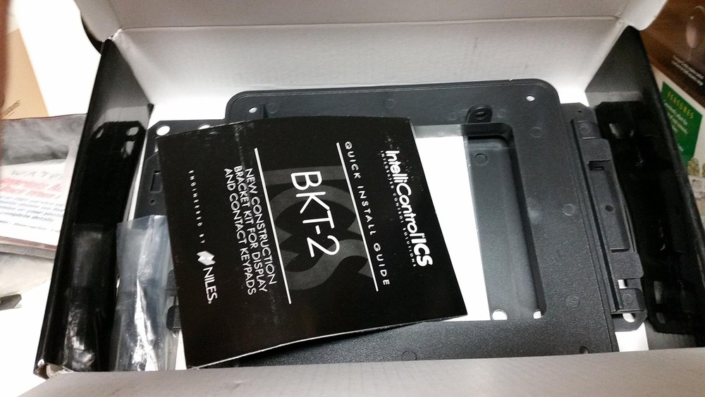 Niles Audio BKT-2 Bracket Kit