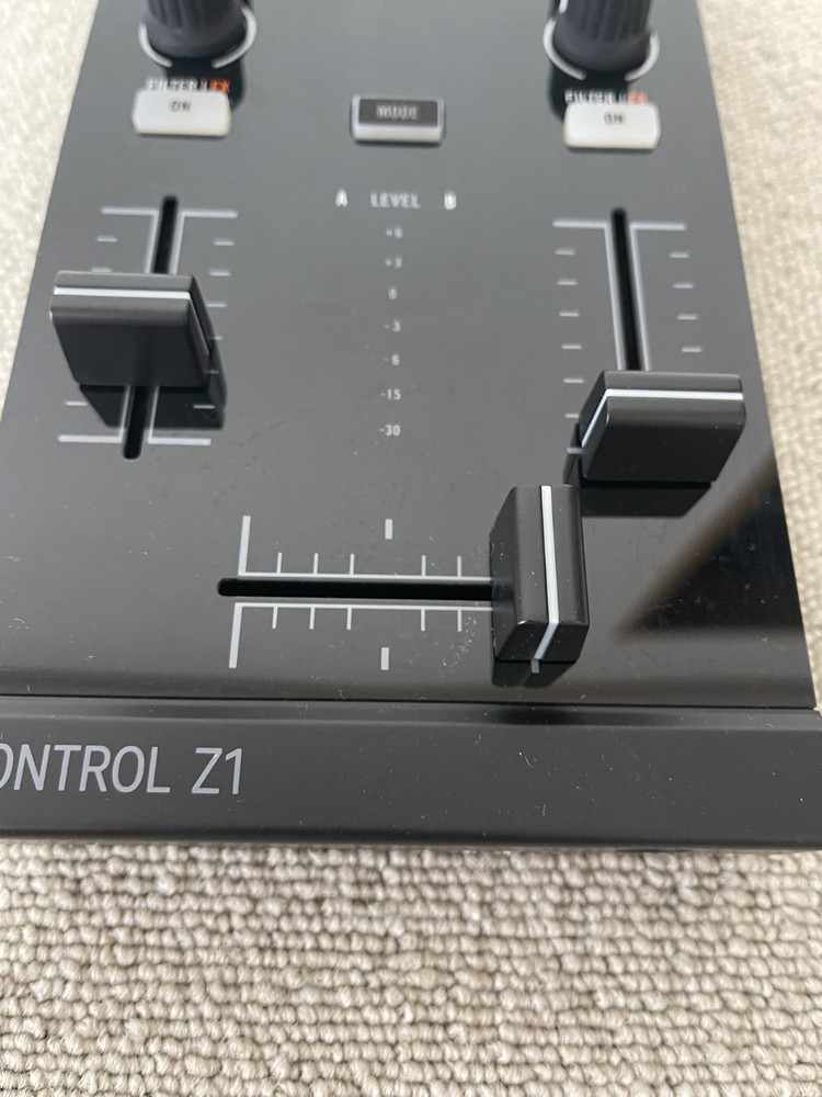 Native Instruments Traktor Kontrol Z1 DJ Mixing Interface with Transfer ID Used