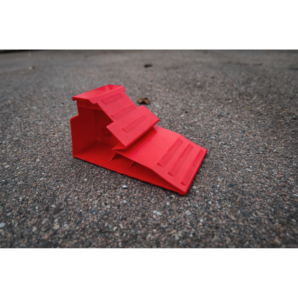 Caliber MR20K WHEEL CHOCKS              13596