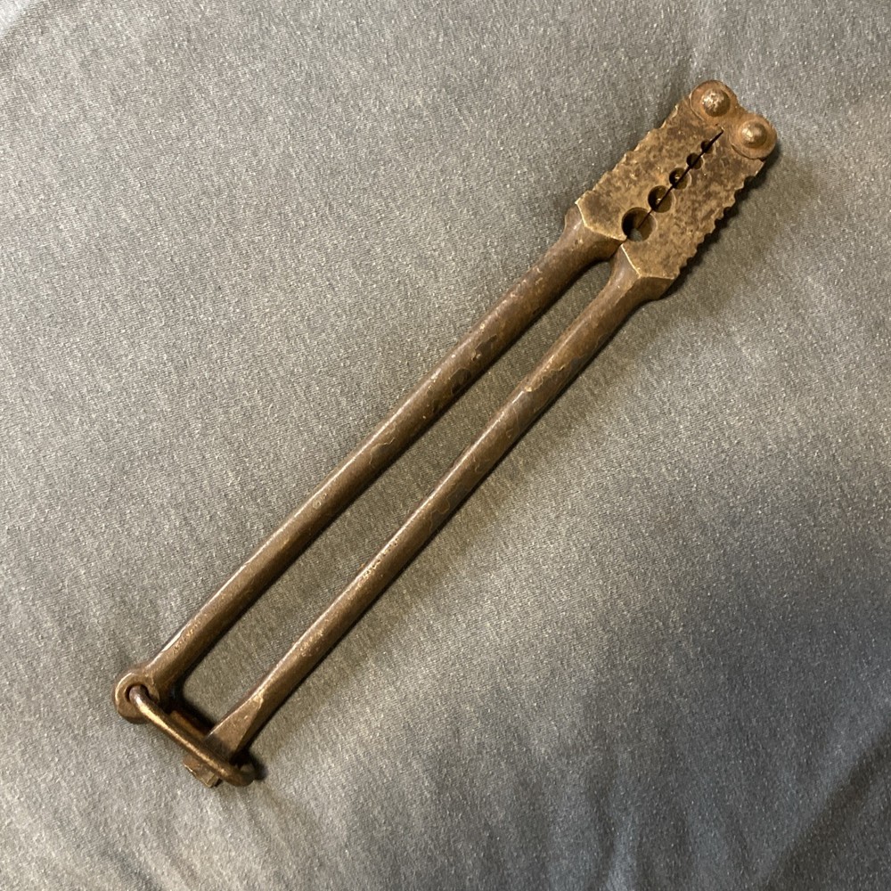 Vintage Red Devil Lineman Crimping Pliers - USED