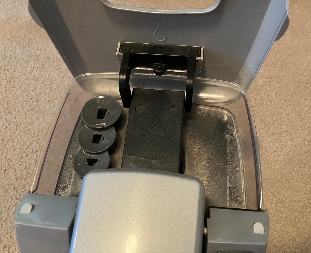 Keurig K10 MINI Plus Brewing System Silver, Reusable K-Cup – Accessories, Extras