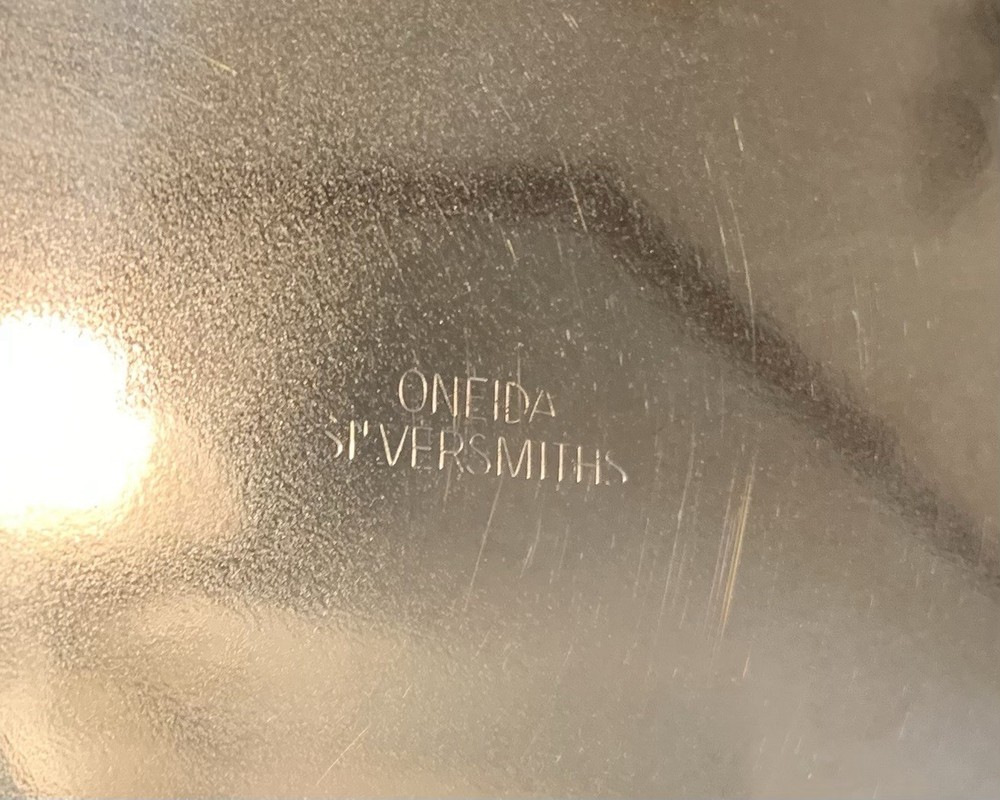 VINTAGE ONEIDA SILVERSMITH SILVER PLATED BOWL DISH FOOTED 10 1/2" IN DIAMETER