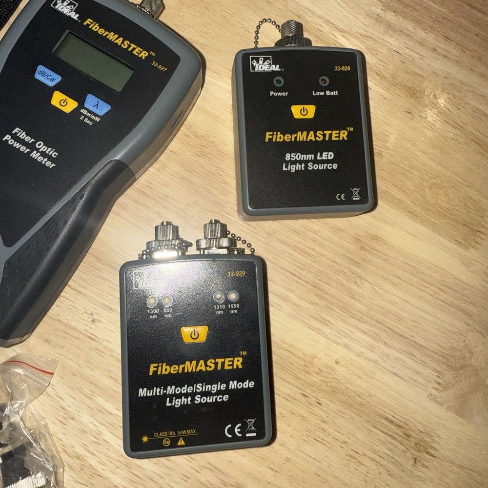 IDEAL FiberMASTER Optical Power Meter & Light Source Kit Models 33-927 & 33-929
