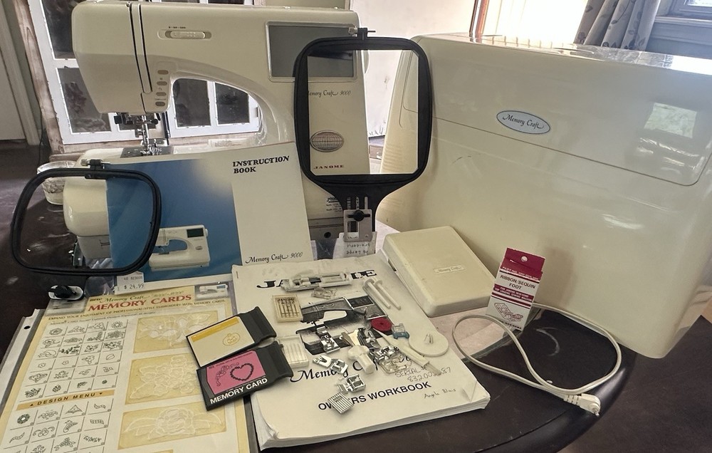 Janome Memory Craft 9000 Computerized Sewing/Embroidery Machine w/ Accessories