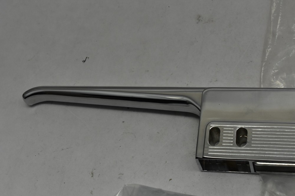 Component Hardware Group Heavy Duty Magnetic Latch Die-Cast R25 Chrome Handle