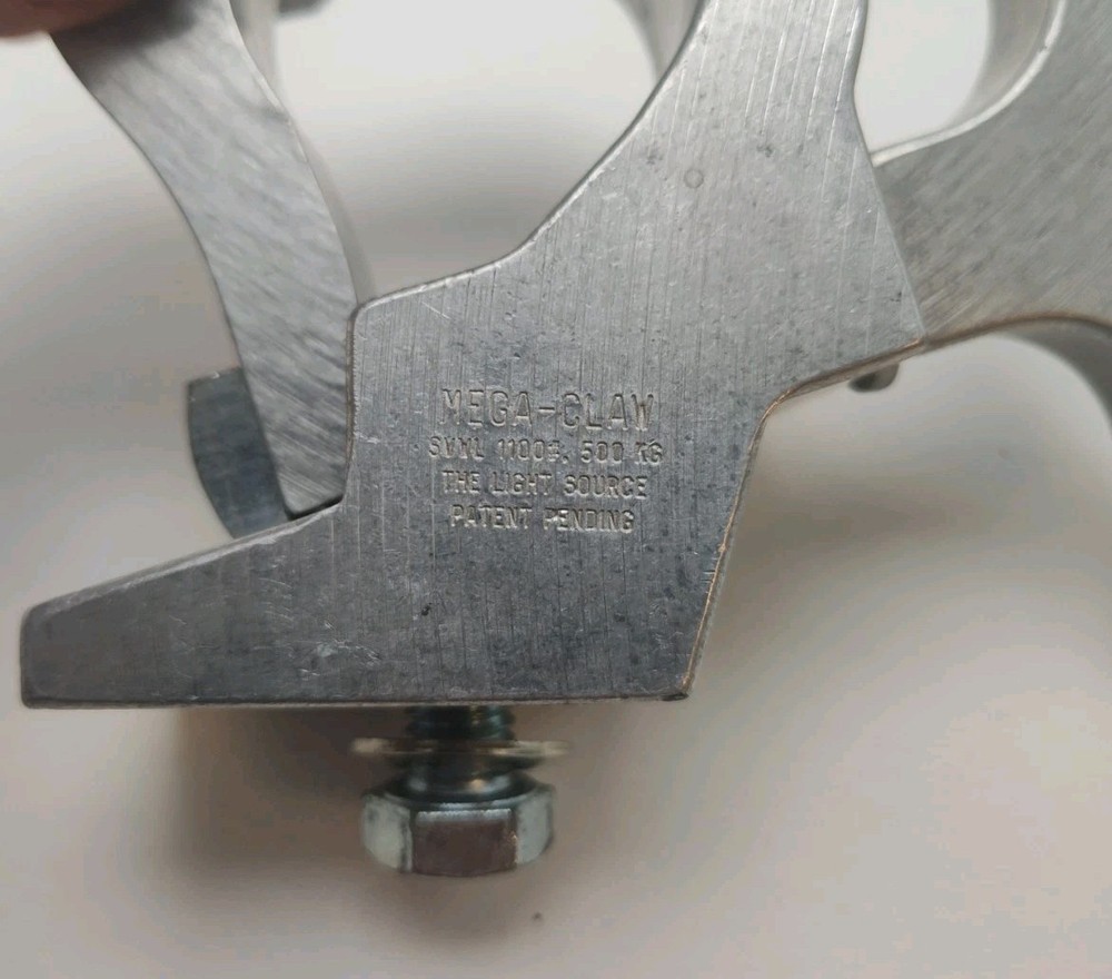 Light Source Mega-Claw Clamp Silver