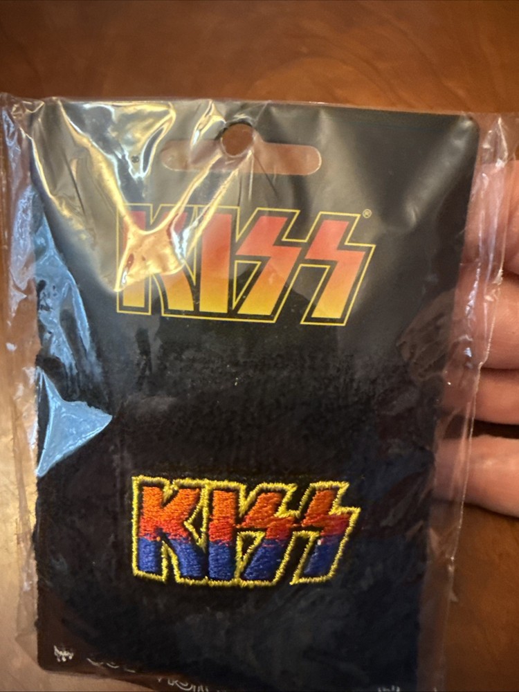 KISS Logo Sweatband/Wristband C&D Visionary Inc Sealed And Unused