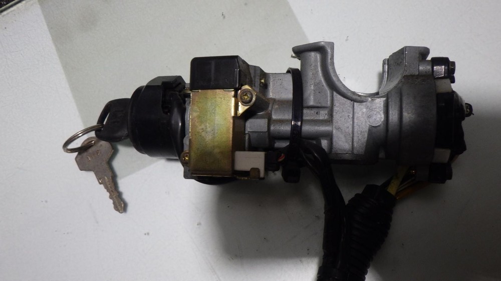 91 HONDA ACCORD Ignition W/Key