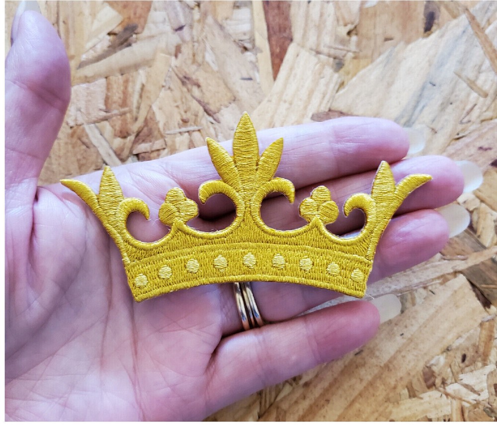 Crown W/5 Leaf Points - Embroidered Gold Rayon Iron On Patch - 4"W - DK2883