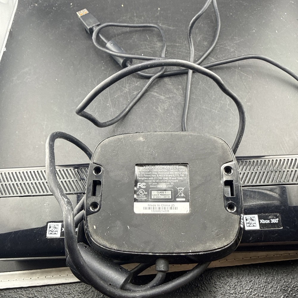 Microsoft 1414 Xbox 360 Kinect Sensor Bar Only - Black Untested