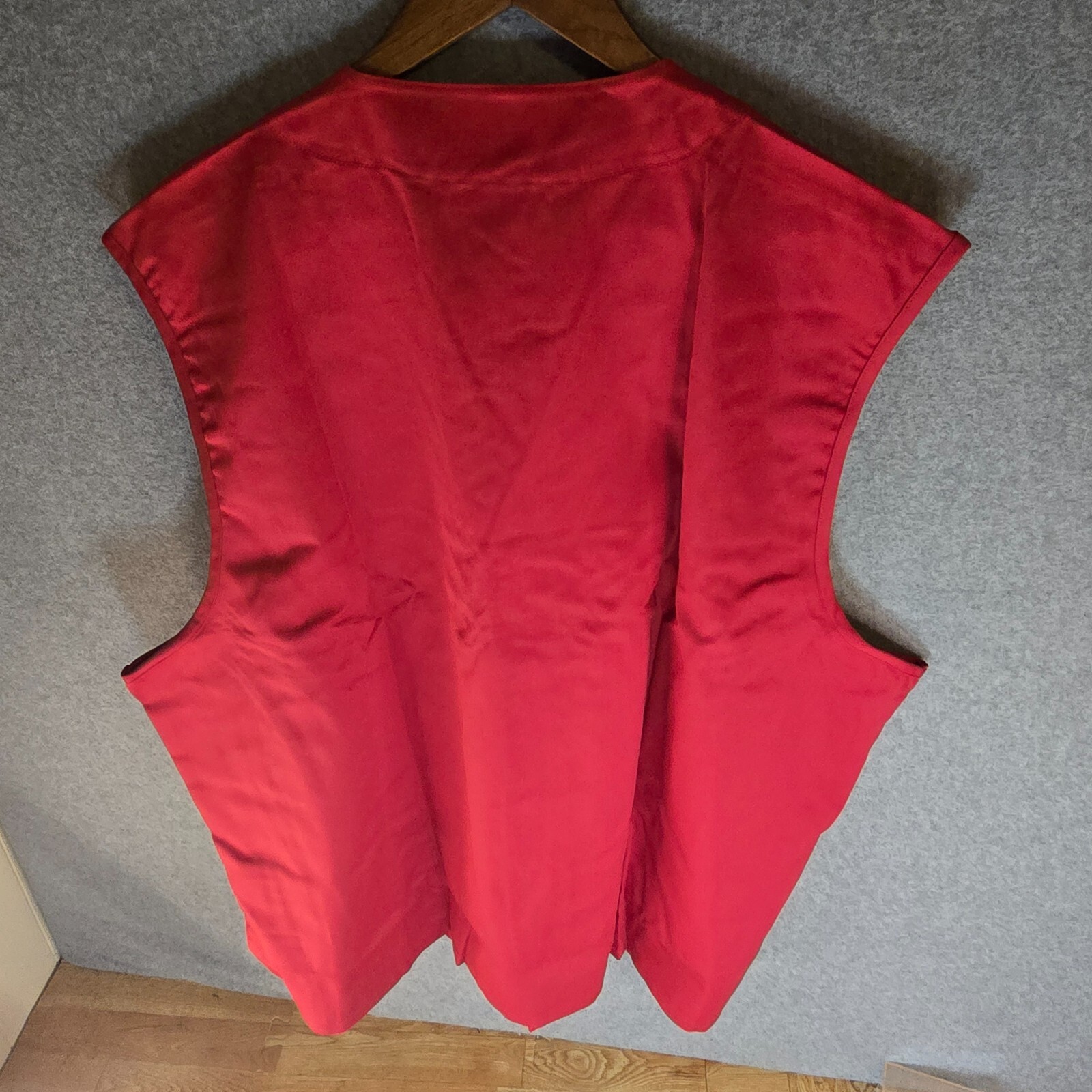 New Ace Hardware Employee Work Vest Uniform Twill Red Size 4XL XXXXL Blank back