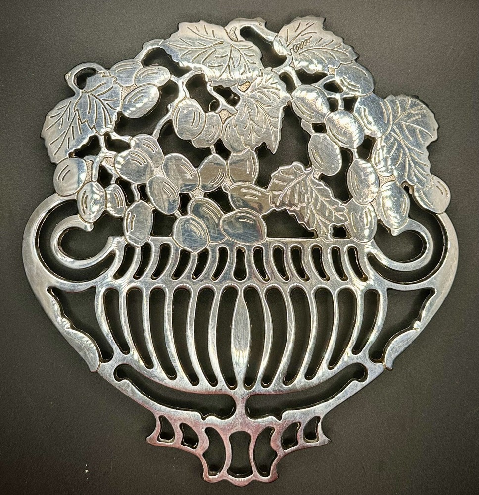 Piero Maestri Italy Silverplated Grape Olive Vine Trivet
