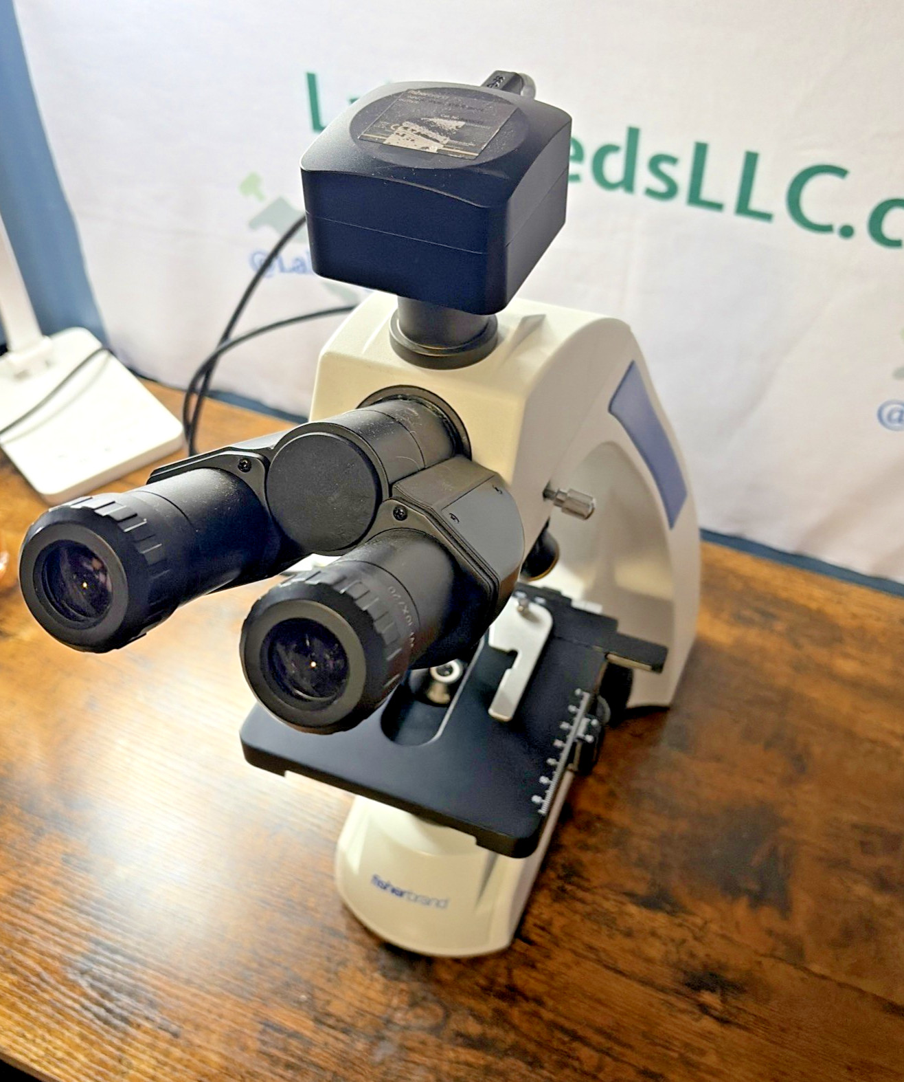 Fisherbrand Research Upright Microscope, (4) OBJECTIVE LENSES, 10MP camera