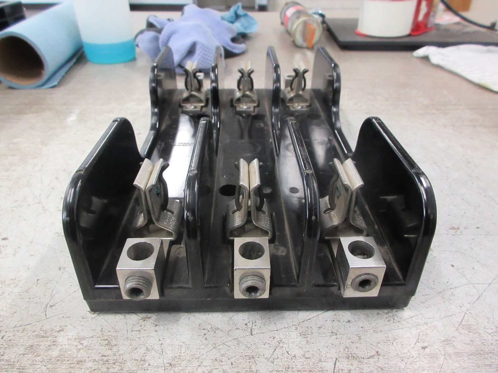 Gould Shawmut Fuse Block 61038RKJ 100A 600V 3P Used