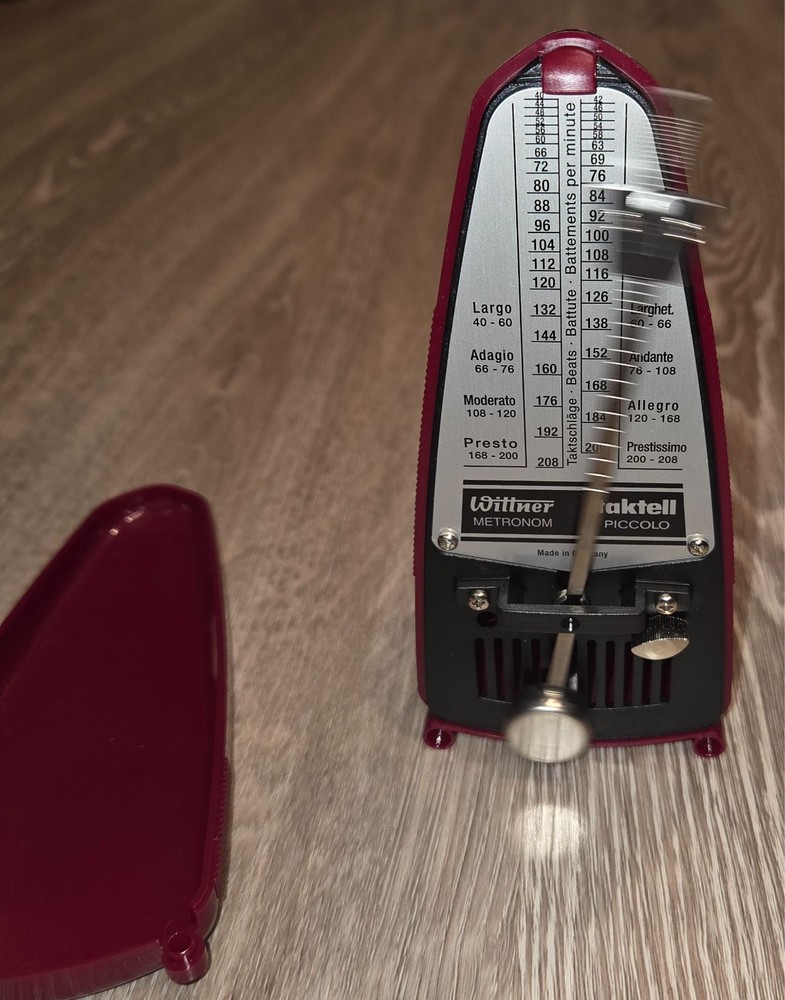 Wittner Taktell Piccolo Keywound Metronome Ruby Red #834