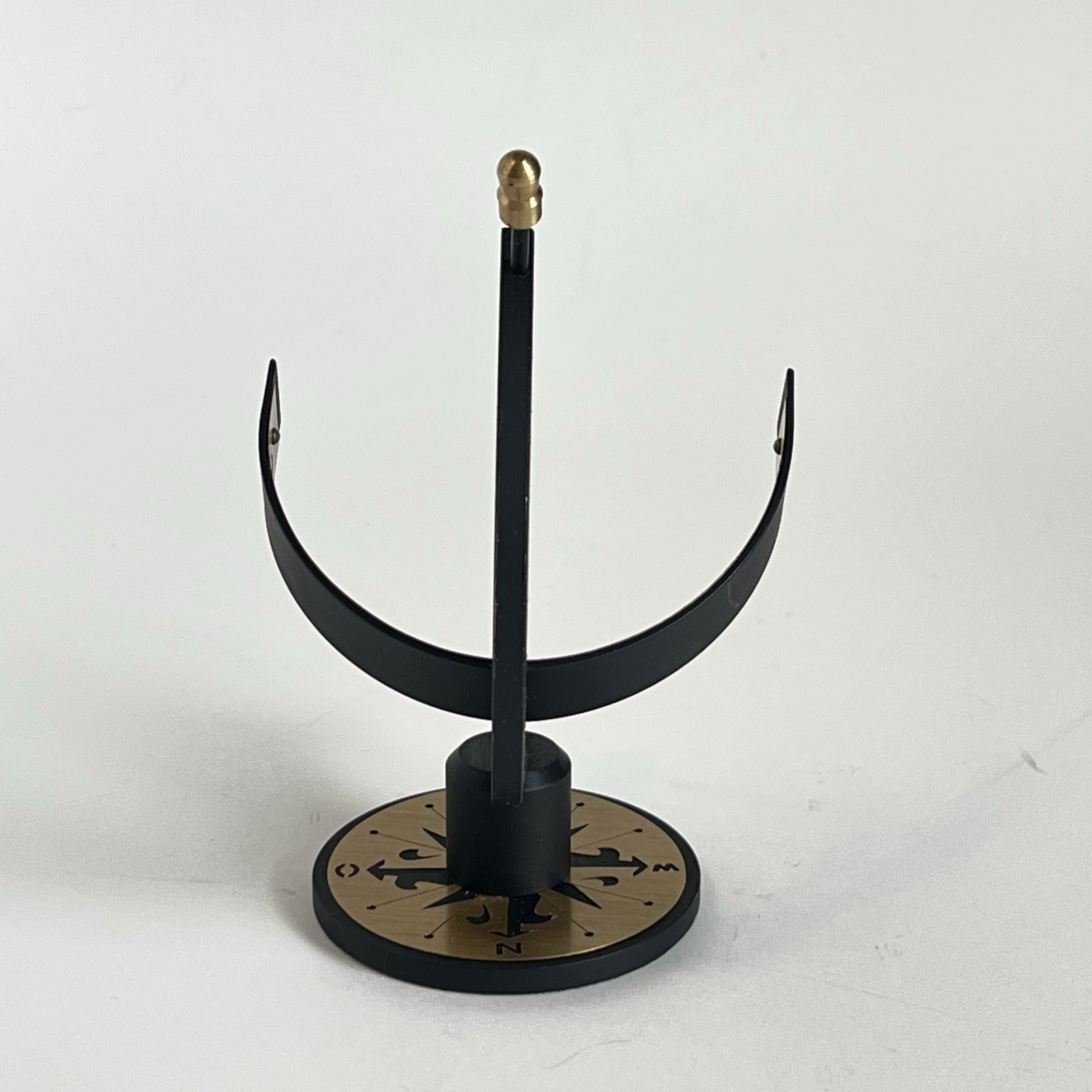 Vintage Sundial Mid Century Modern 60’s Sun Clock Metal And Brass 7 Inch