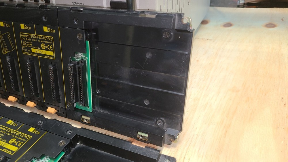 Omron 9 Slot CPU Base Unit C200H-BC101-V2 NEW